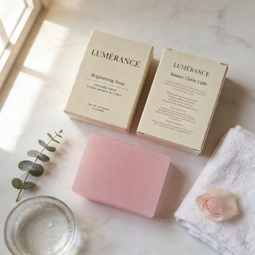 Lumérance Brightening Radiance Bar flatlay
